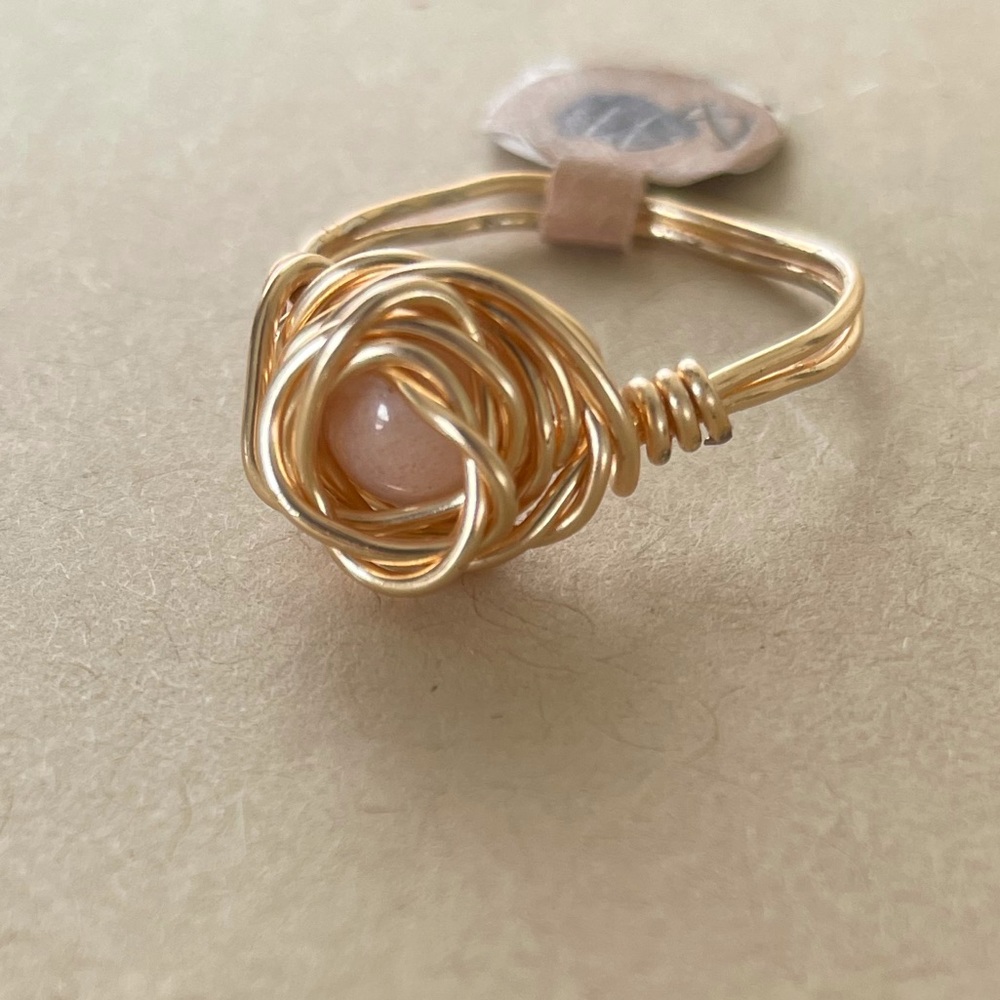 4/$20🛍 Hand crafted ring by local artist